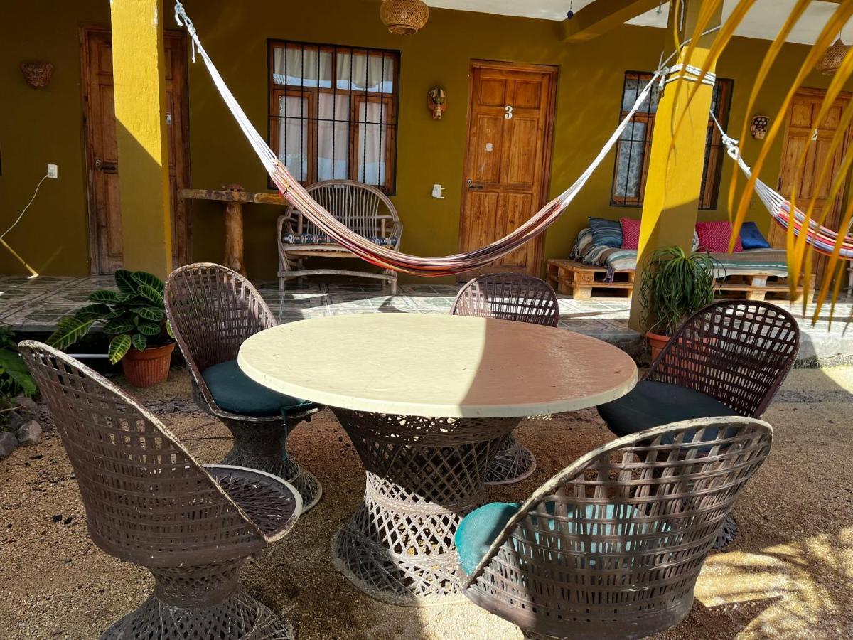 Kawoq Guesthouse San Pedro La Laguna Exterior photo